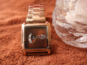 Modern Semi-Analog Wristwatch for Men